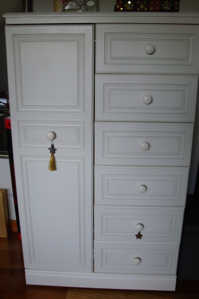 Tall White Commode (Wood)